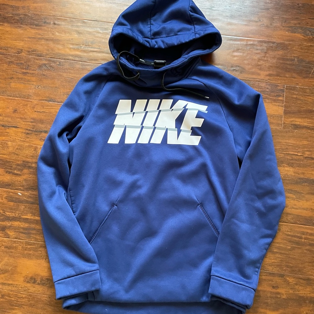 NIKE Sweatshirt/Hoodie Dri Fit Small